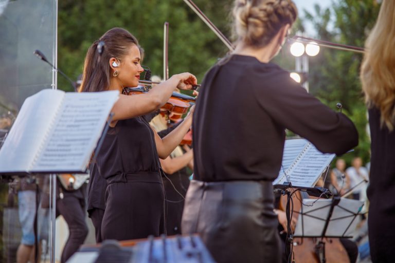 The Conductor’s Toolbox: Essential Techniques for Leading a Choir